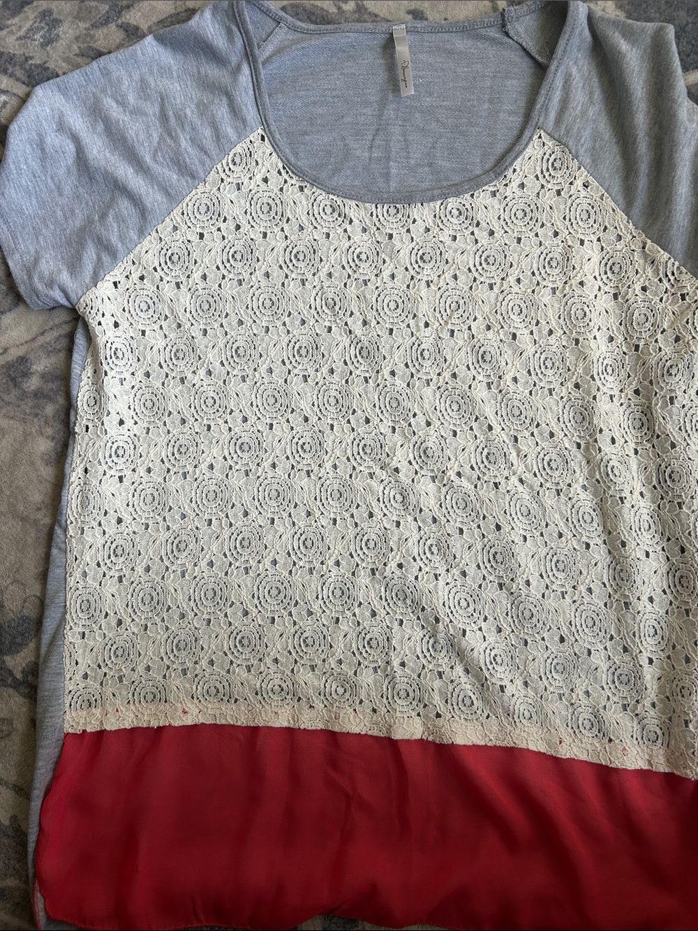 Women's Lace Front Short Sleeve Top with coral Hem